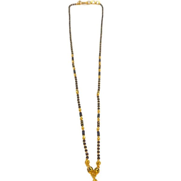 BLACK BEADS CHAIN